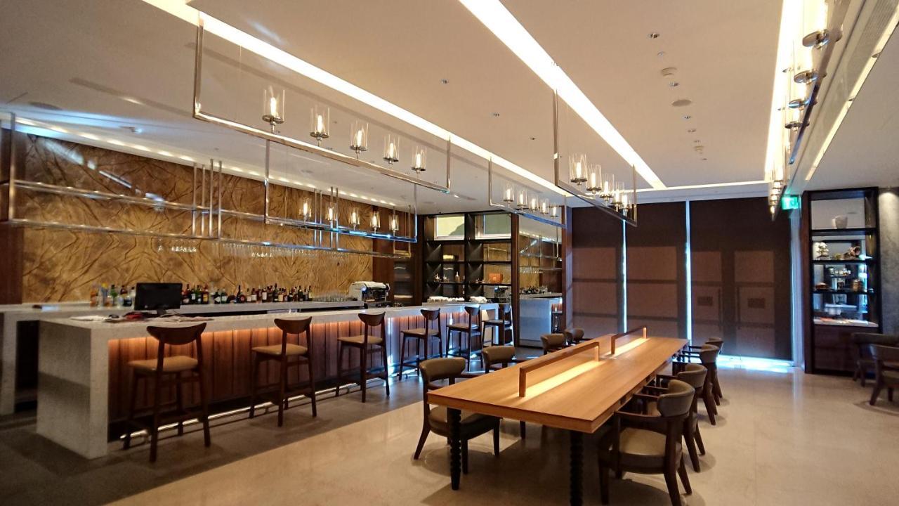 Sheraton Taoyuan Hotel Bagian luar foto